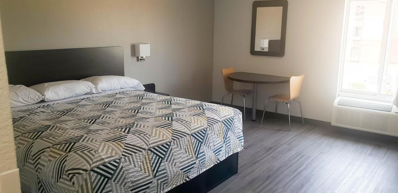 Motel 6 Mobile, Al - Airport Blvd Eksteriør bilde