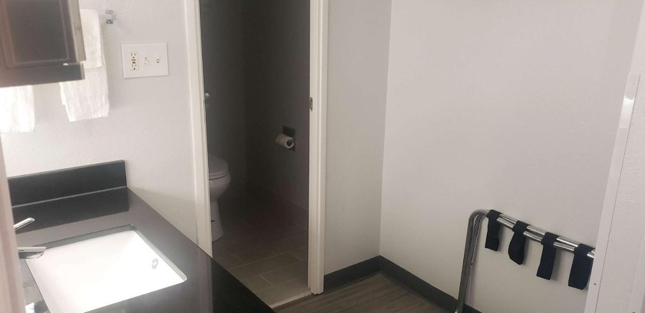 Motel 6 Mobile, Al - Airport Blvd Eksteriør bilde